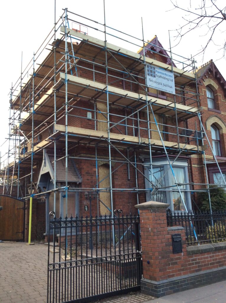 Independent scaffolding Lincoln