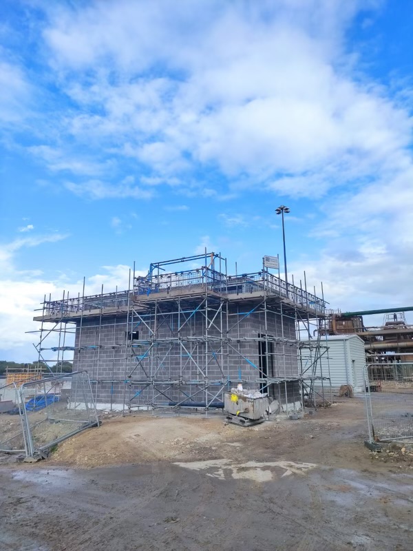scaffolding surrounding a room under construction at a sugar factory in Newark - image 2