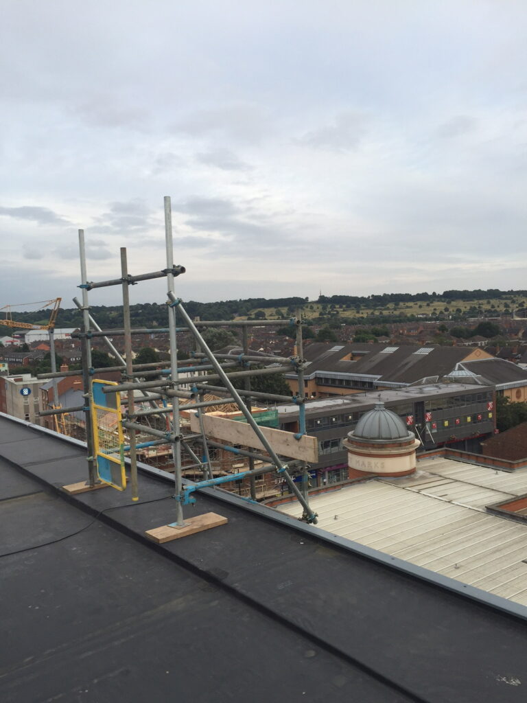 scaffolding equipment for roof access from a balcony