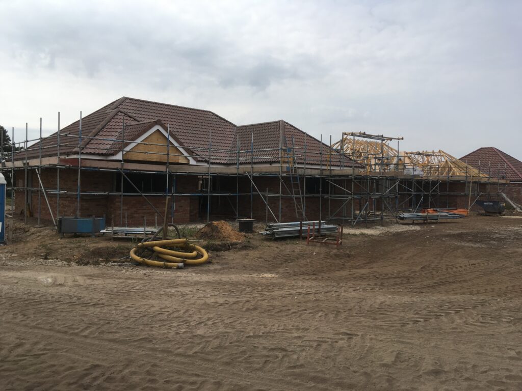 construction scaffolding for bungalows - image 2