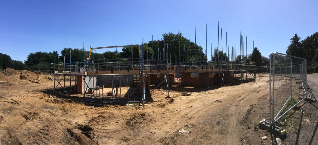 construction scaffolding for house building - image 2