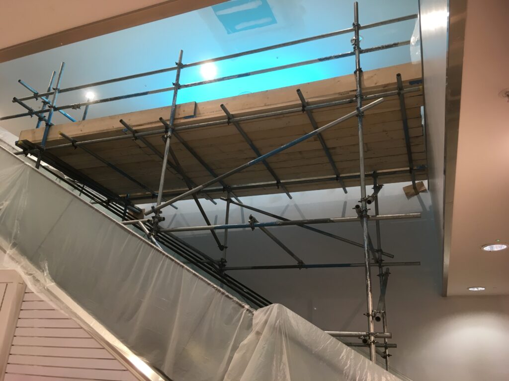 scaffolding over escalator in shop located in Lincoln - image 1