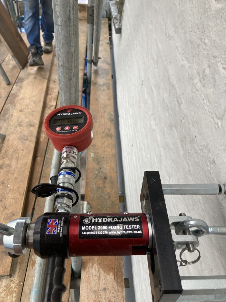 Hydrajaws fixing tester on scaffolding