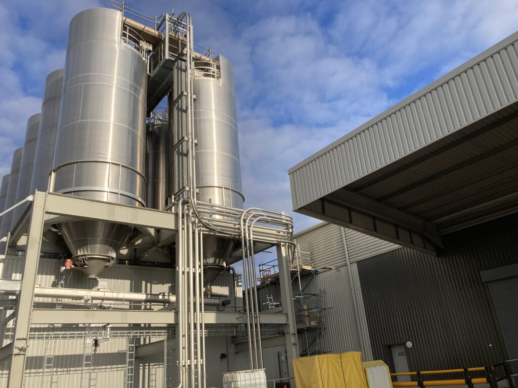 scaffolding on commercial building for pipework installation -image 14