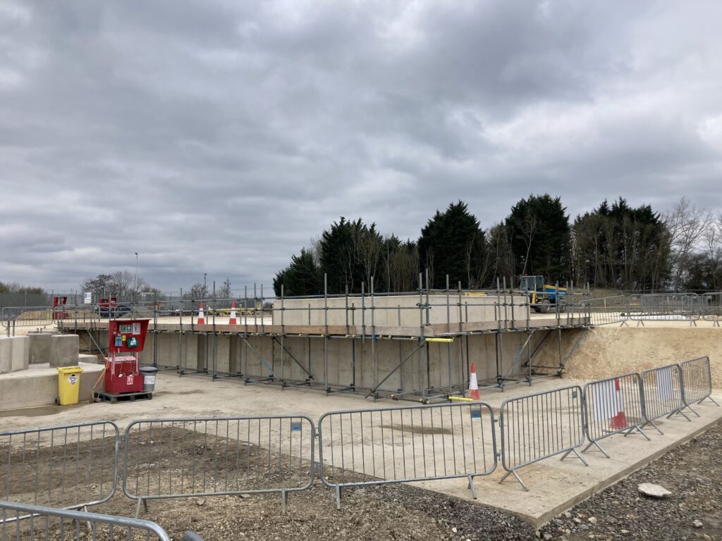 scaffolding equipment for safe installation of a turbine