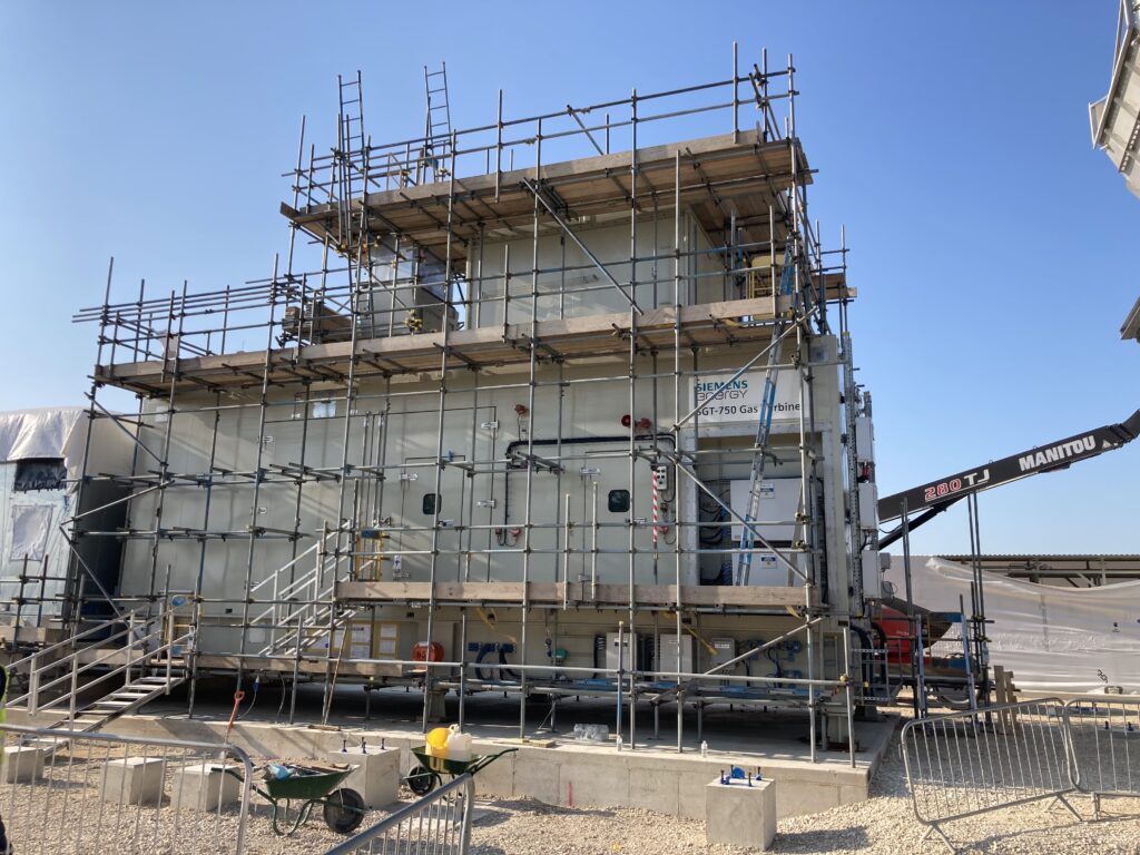 scaffolding to access the roof of a turbine